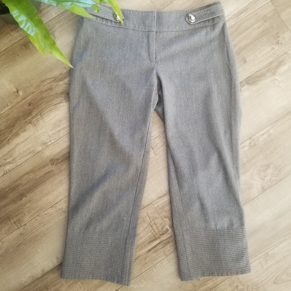 Bebe gray cropped career pants size 0 - Picture 4 of 8